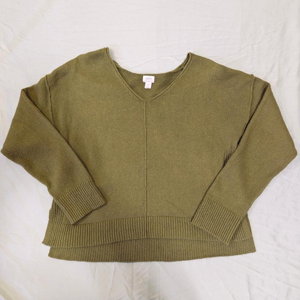 Auden Women Green Cropped V-Neck Knit Sweater Khaki Size M Long Sleeve Top